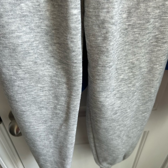 💙 Tiger Friday Set 💙 - Picture 6 of 8